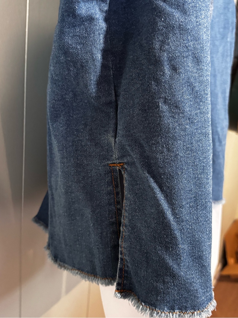 SHEIN Raw Hem Blue Denim Jacket - Picture 5 of 10